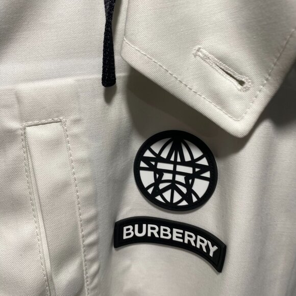 Burberry men coat Runway piece - Picture 5 of 15